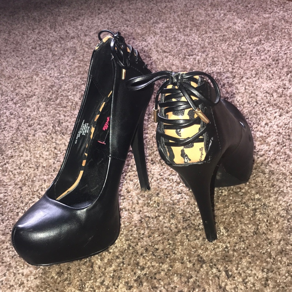 Black heels